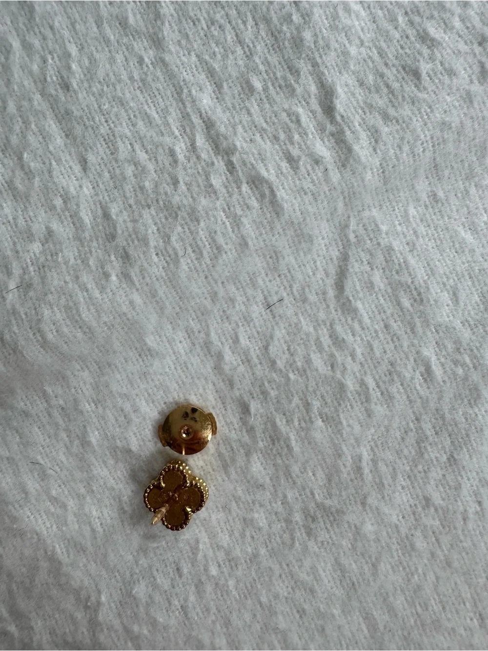 Van Cleef & Arpels elegant van